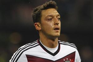 1405619455640_Karena-Piala-Dunia-Ozil-Tak-Puasa-Ramadhan-Tahun-ini.jpg